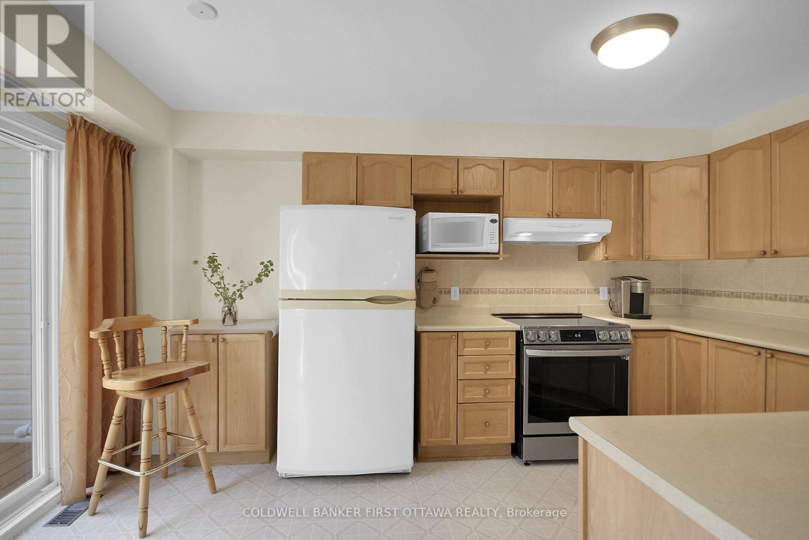 41 Tobermory Crescent, Ottawa, Ontario  K2K 2S2 - Photo 16 - X12192622