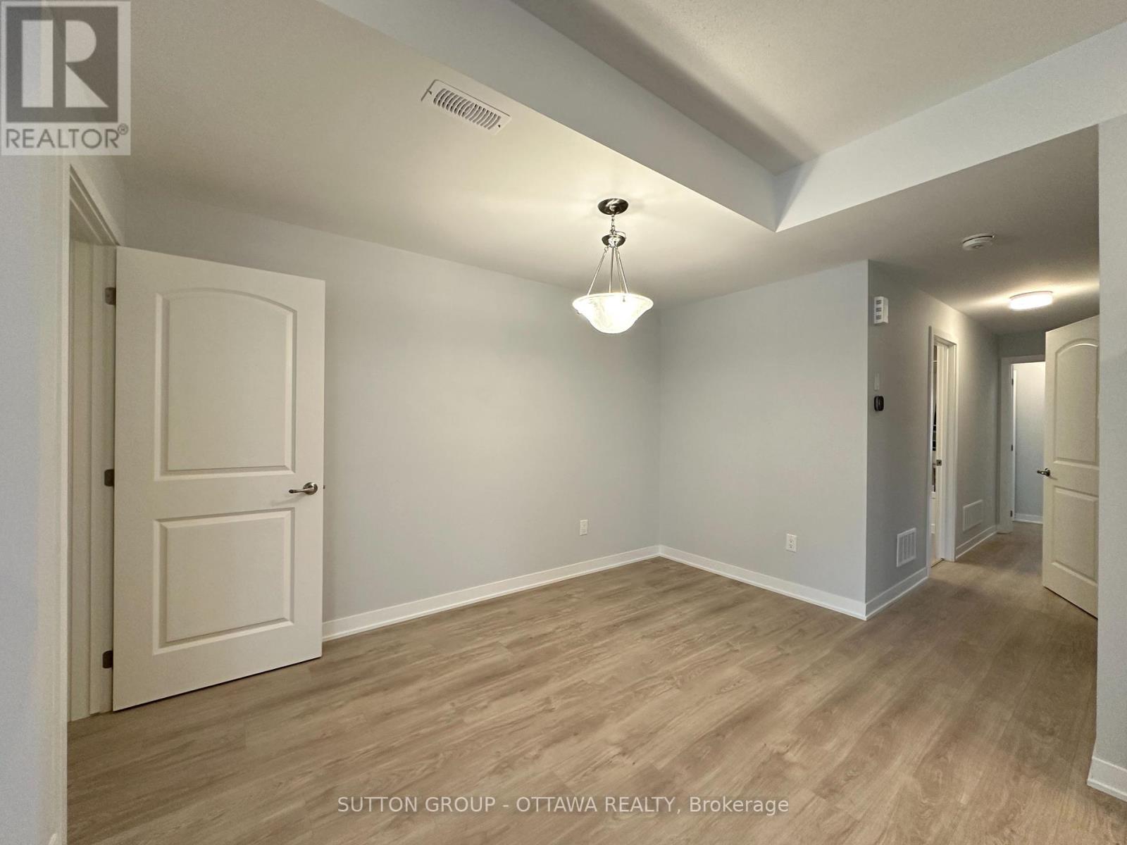 422 Lillian Freiman Private, Ottawa, Ontario  K2J 7K7 - Photo 14 - X12192593