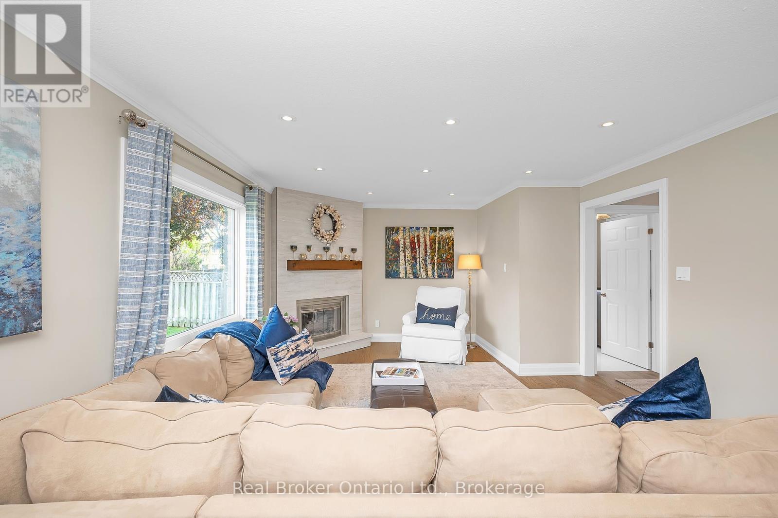 1605 Wintergrove Gardens, Mississauga, Ontario  L5M 3Z9 - Photo 12 - W12192960