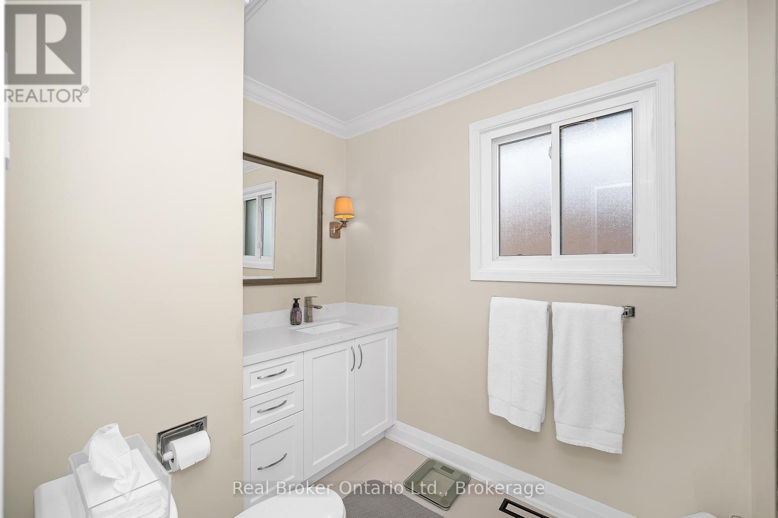 1605 Wintergrove Gardens, Mississauga, Ontario  L5M 3Z9 - Photo 33 - W12192960