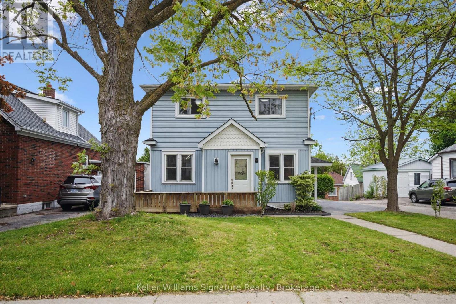 4 KENNEDY AVENUE, kitchener, Ontario