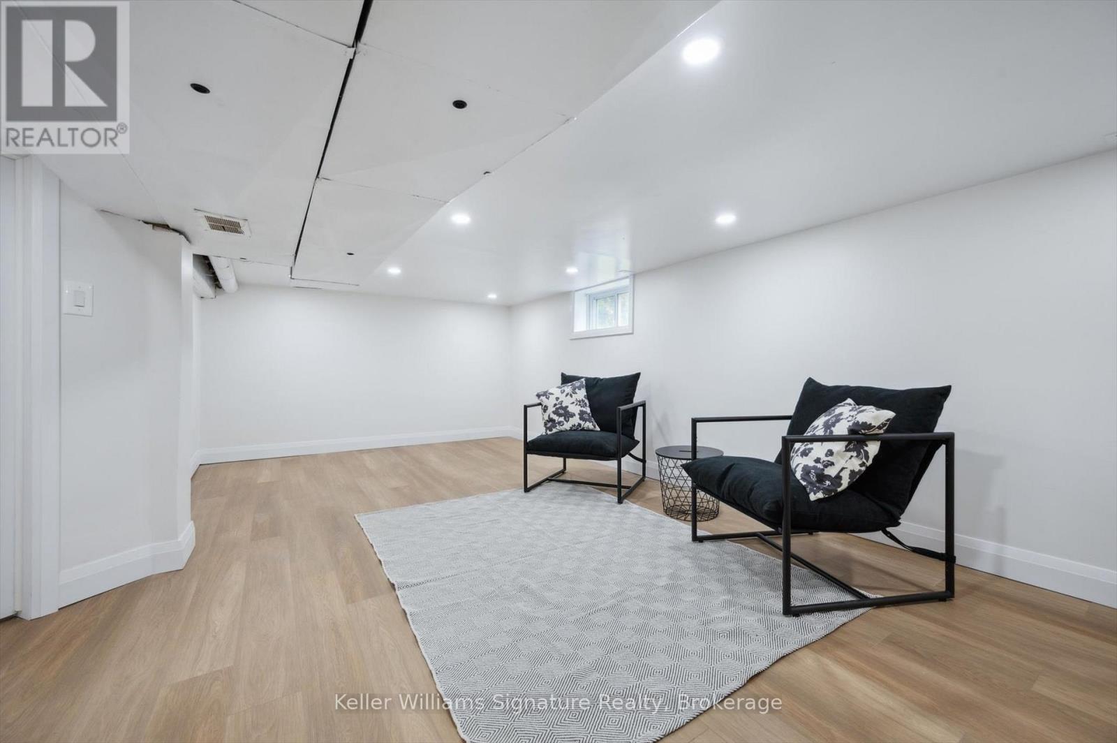 4 Kennedy Avenue, Kitchener, Ontario  N2G 2Z8 - Photo 30 - X12192540