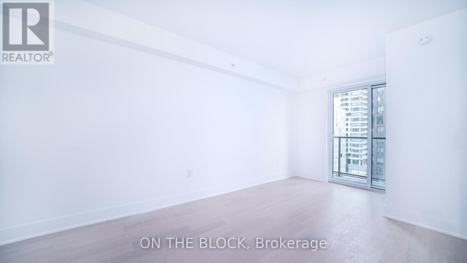 1220 - 955 Bay Street, Toronto, Ontario  M5S 2A2 - Photo 12 - C12192821
