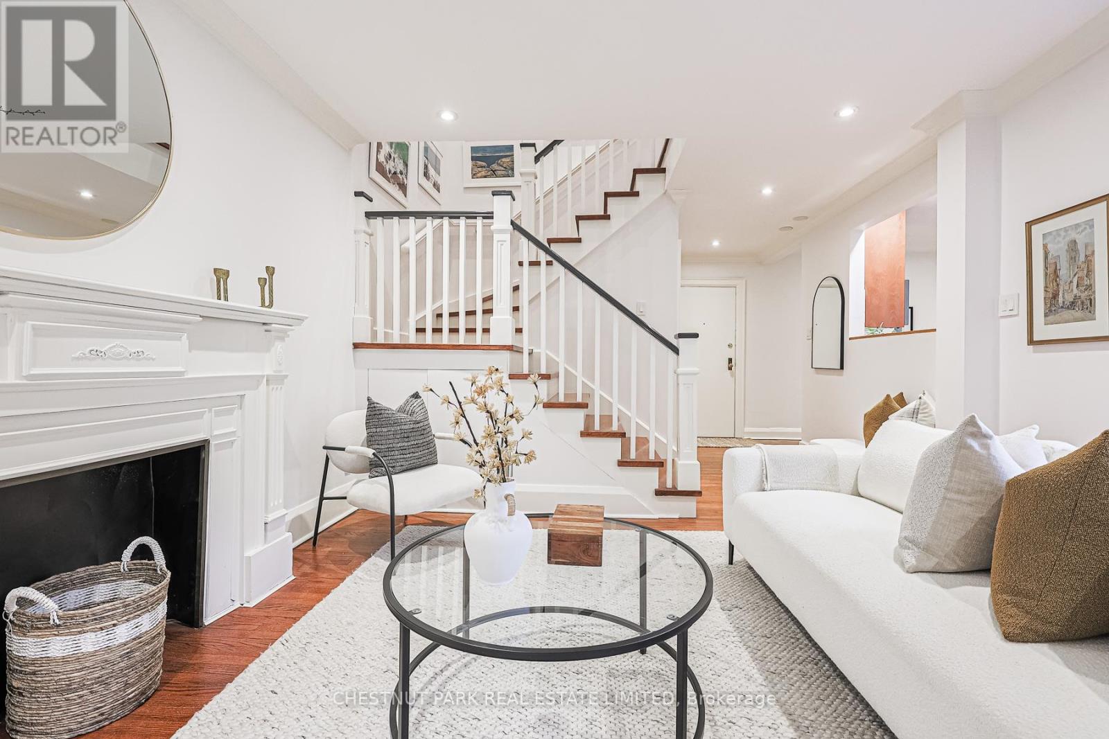 111 - 480 Oriole Parkway, Toronto, Ontario  M5P 2H8 - Photo 10 - C12192845