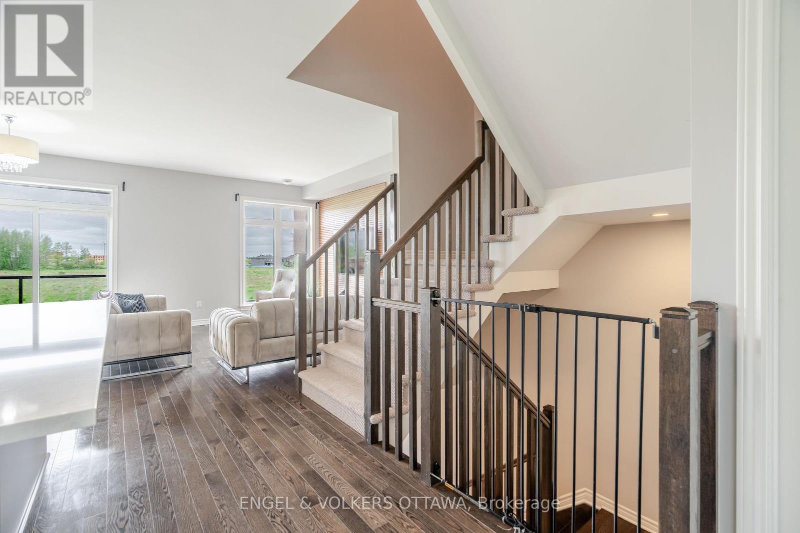 501 Chaperal Private, Ottawa, Ontario  K4A 0Y2 - Photo 10 - X12192854
