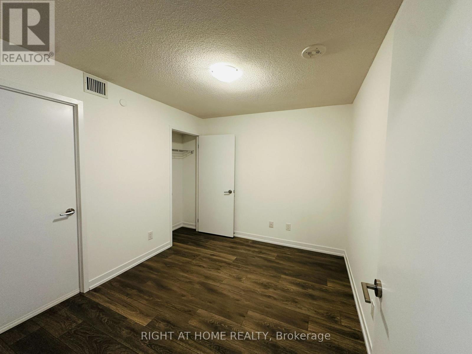 809 - 219 Dundas Street E, Toronto (Church-Yonge Corridor), Ontario  M5A 0V1 - Photo 8 - C12192910