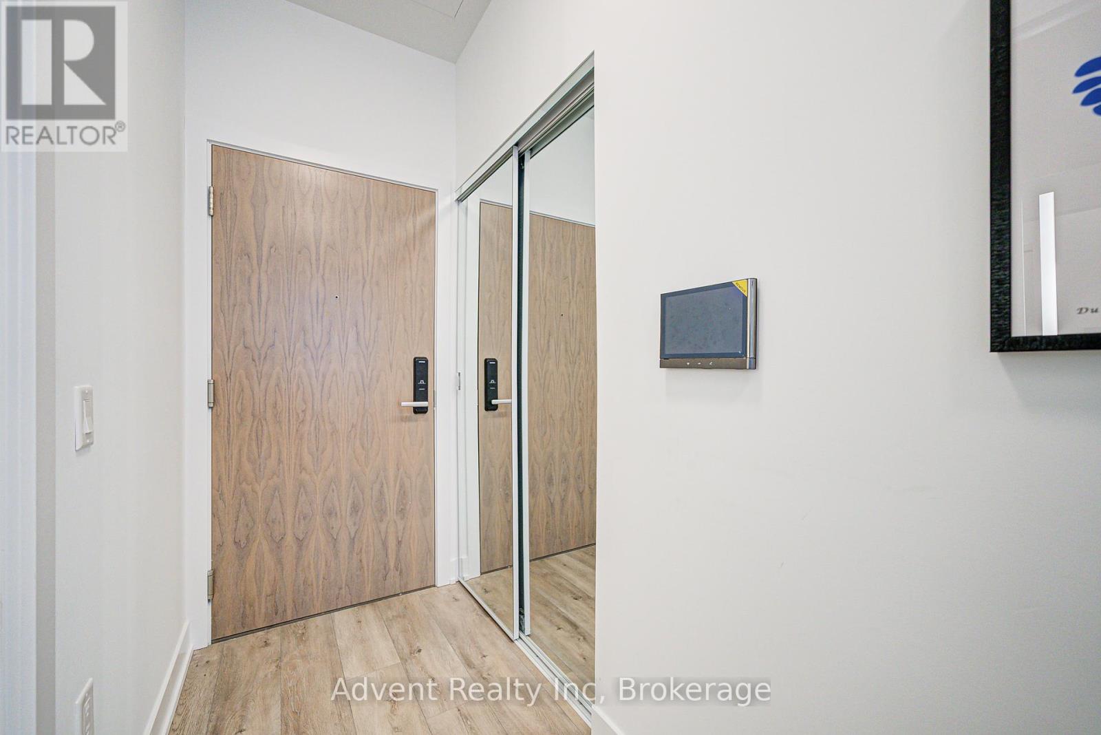420 - 585 Bloor Street E, Toronto, Ontario  M4W 0B3 - Photo 6 - C12192916
