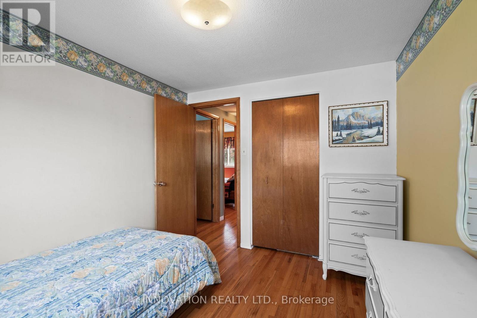 40 Hadley Circle, Ottawa, Ontario  K2H 6N9 - Photo 19 - X12193078