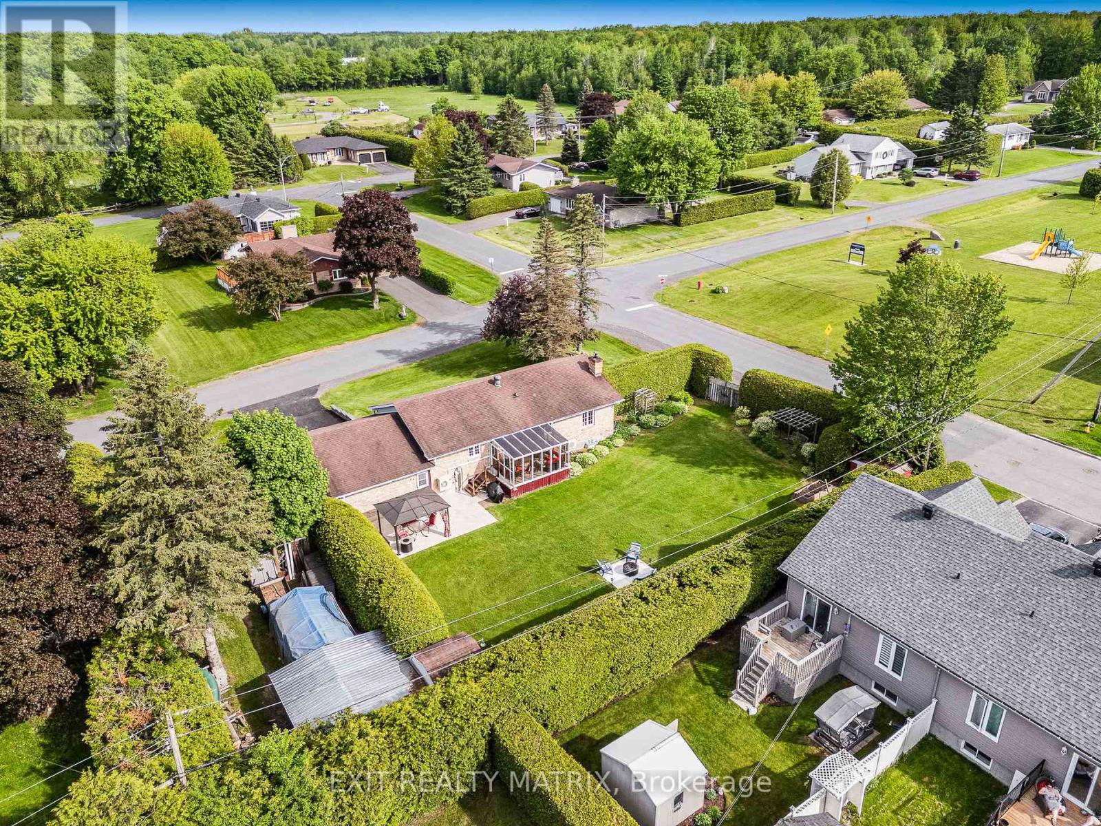 40 Laval Place, Hawkesbury, Ontario  K6A 2V4 - Photo 33 - X12192686