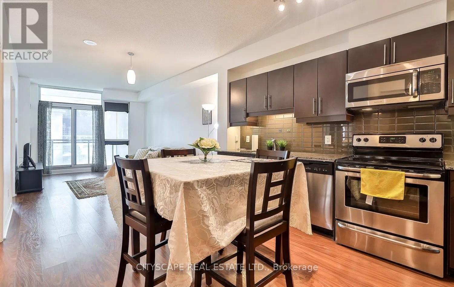 318 - 33 Bay Street, Toronto, Ontario  M5J 2Z3 - Photo 2 - C12193030