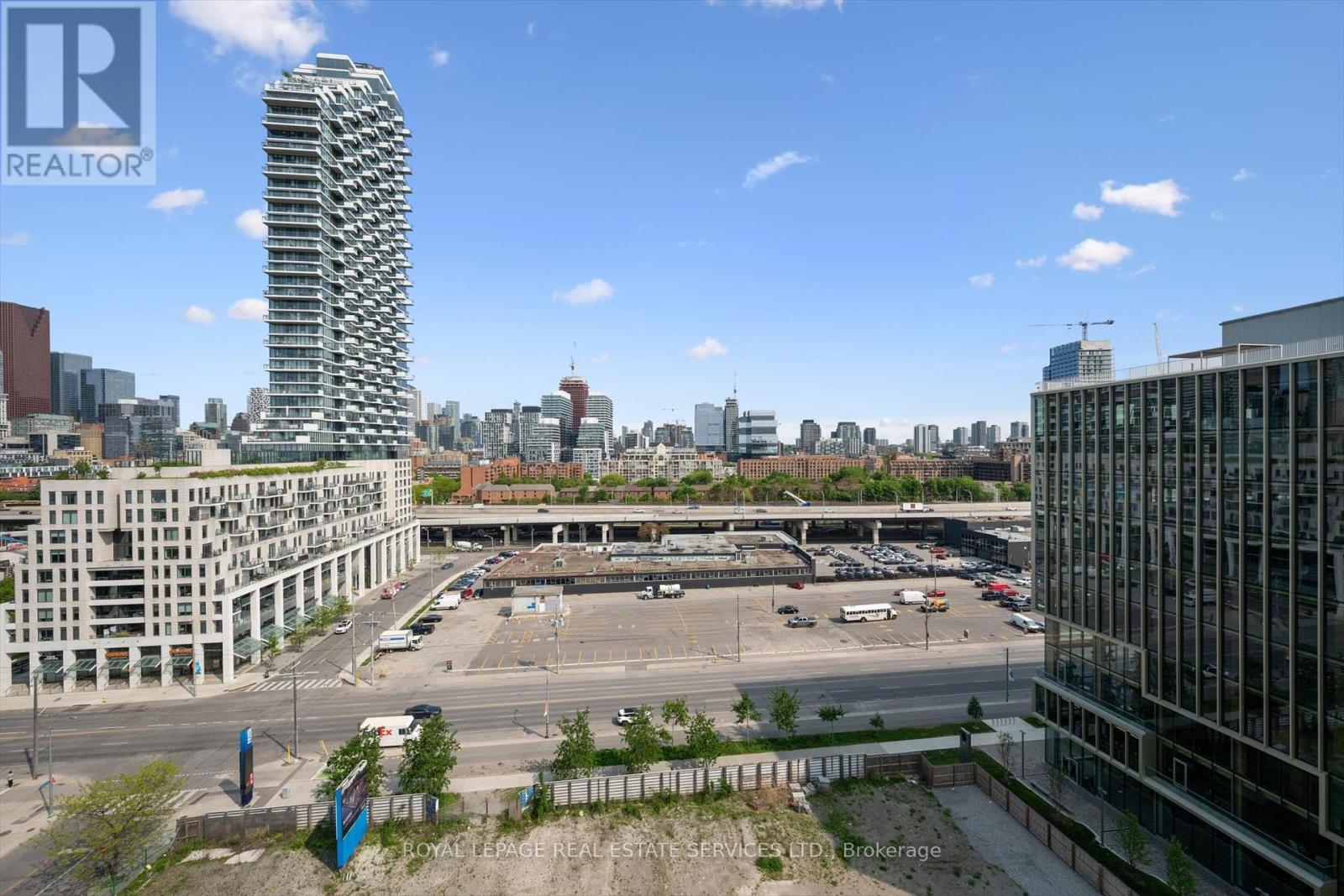 Gph27 - 1 Edgewater Drive, Toronto, Ontario  M5A 0L1 - Photo 23 - C12193029