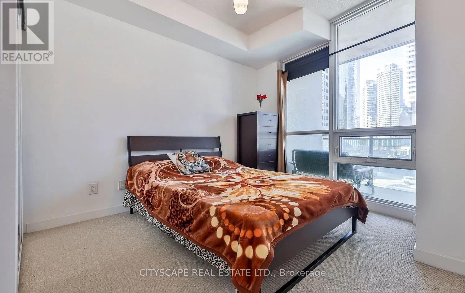 318 - 33 Bay Street, Toronto, Ontario  M5J 2Z3 - Photo 8 - C12193030