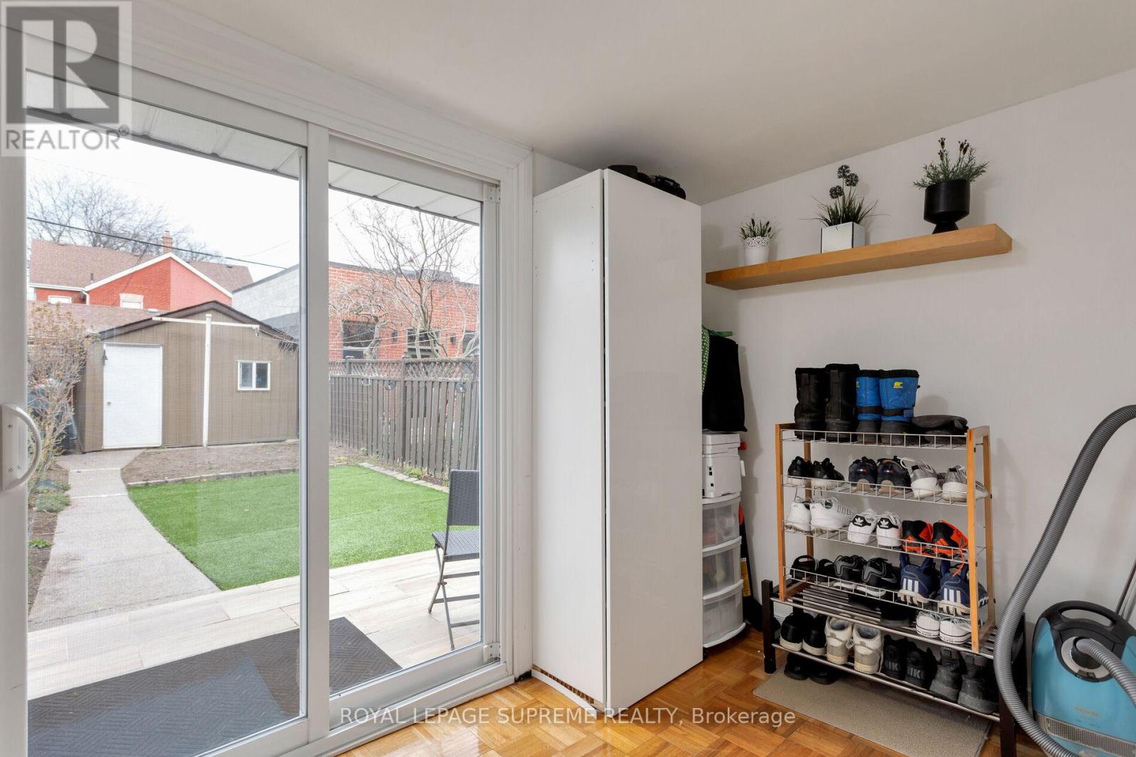 59 Beaconsfield Avenue, Toronto (Little Portugal), Ontario  M6J 3J1 - Photo 23 - C12193085