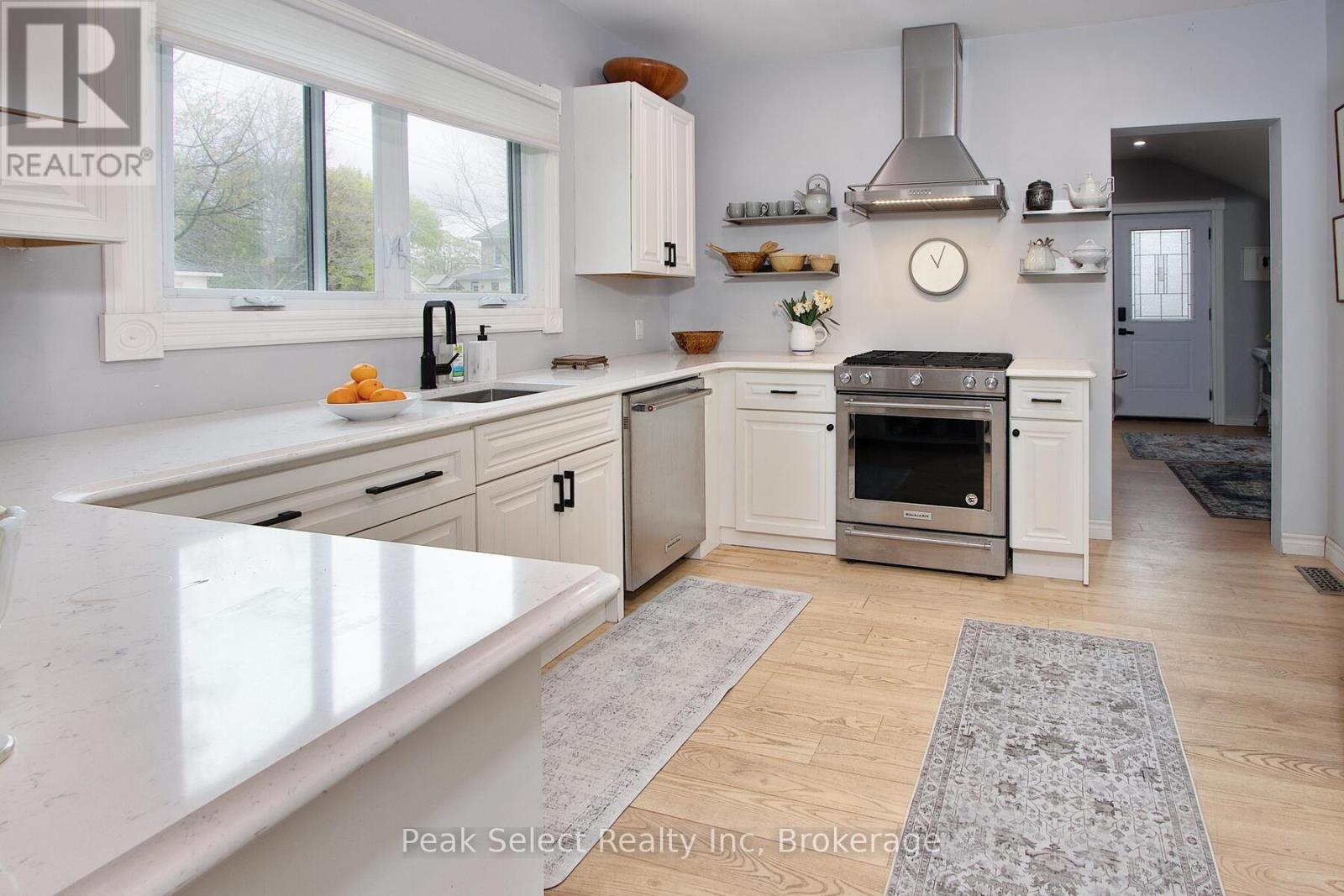 430 Albert Street, South Huron (Exeter), Ontario  N0M 1S1 - Photo 11 - X12192926