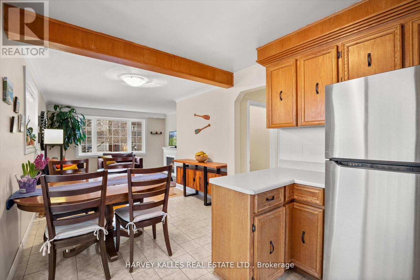371 Hounslow Avenue, Toronto, Ontario  M2R 1H7 - Photo 12 - C12193104