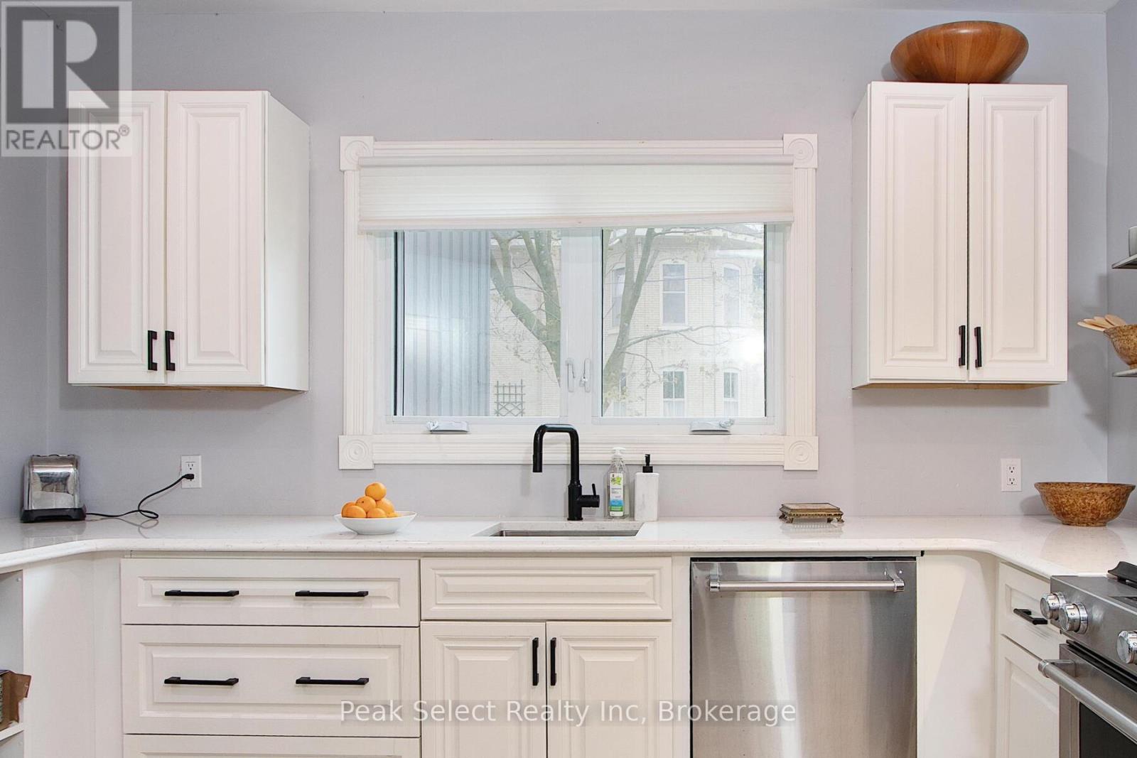 430 Albert Street, South Huron (Exeter), Ontario  N0M 1S1 - Photo 13 - X12192926