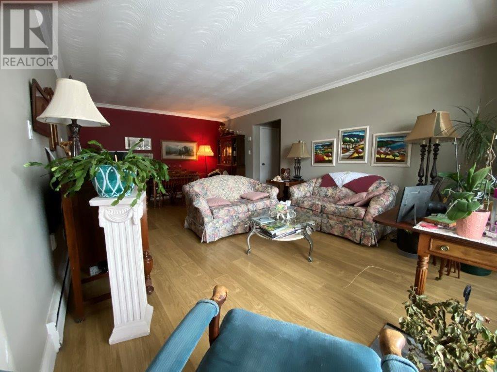 570 Macdonald Ave # 301, Sault Ste Marie, Ontario  P6B 1J3 - Photo 3 - SM251371