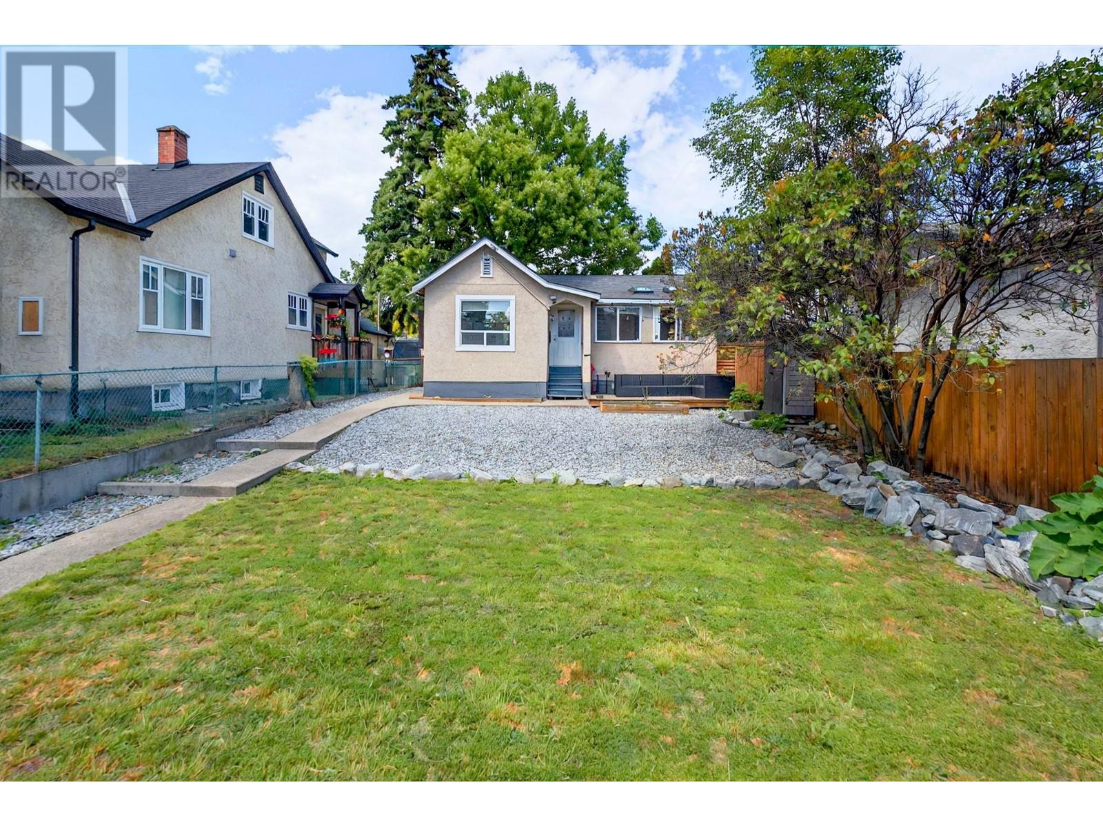756 Cawston Avenue, Kelowna, British Columbia  V1Y 6Z7 - Photo 29 - 10350483