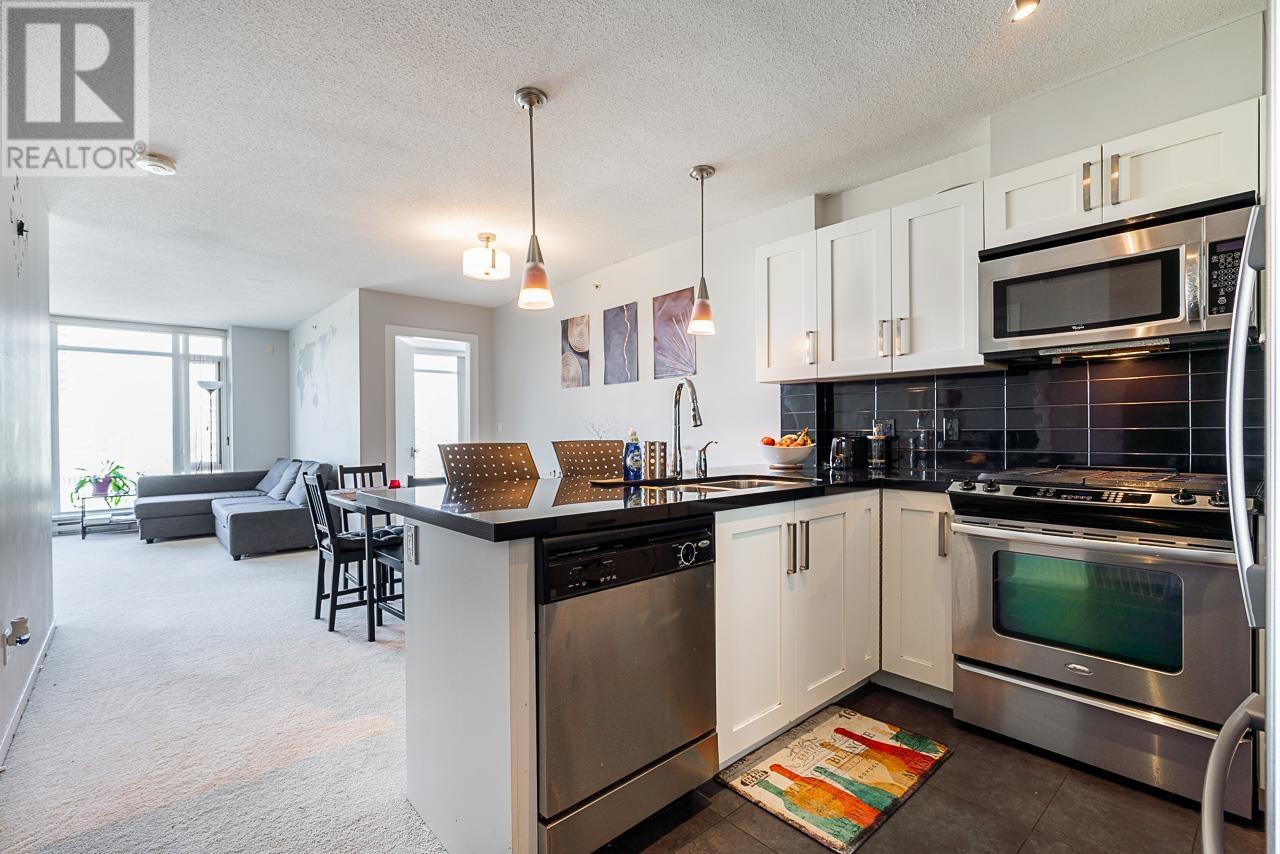 2305 2133 DOUGLAS ROAD, Burnaby, British Columbia