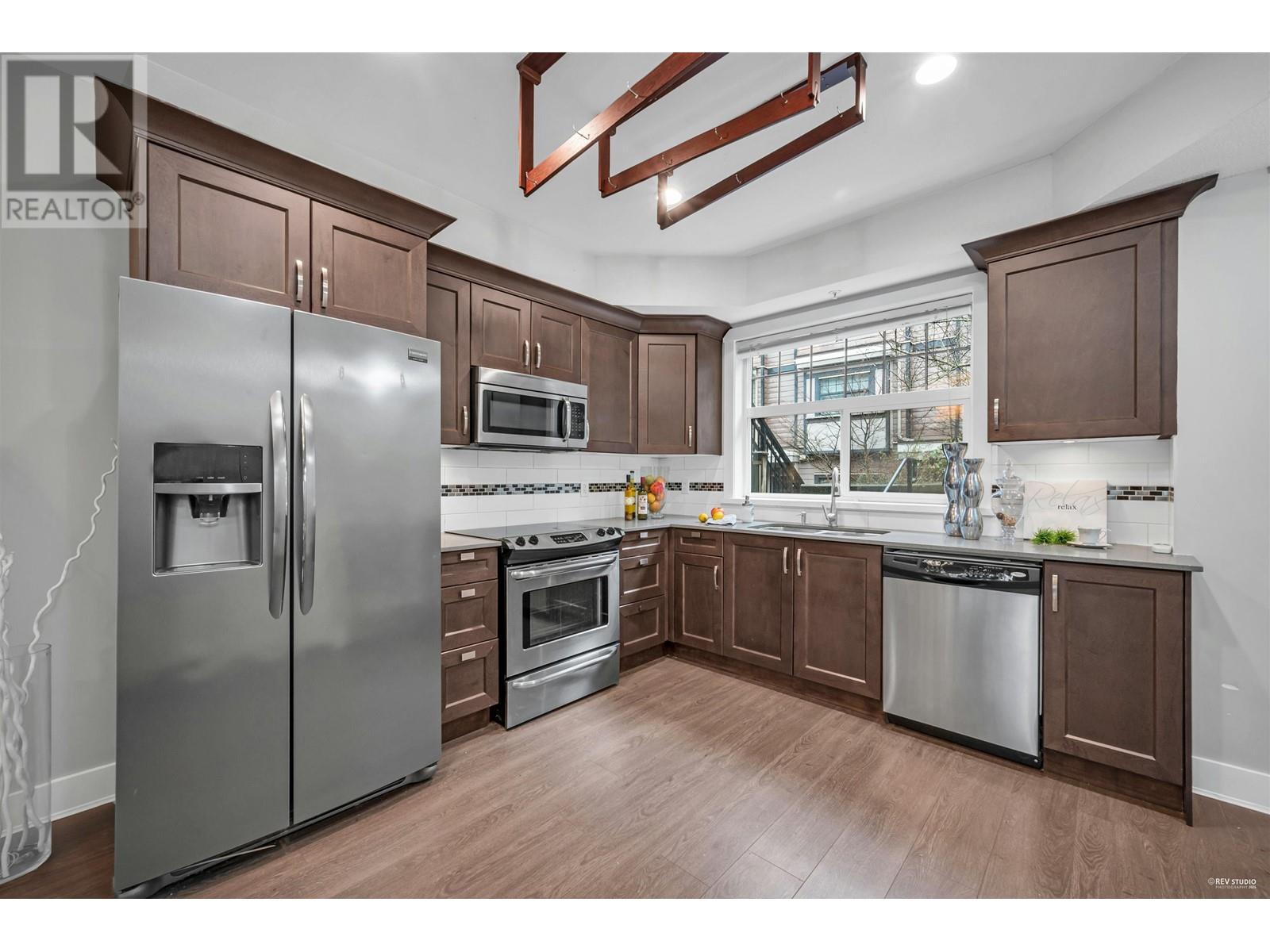 202 828 Royal Avenue, New Westminster, British Columbia  V3M 1J9 - Photo 9 - R3010647