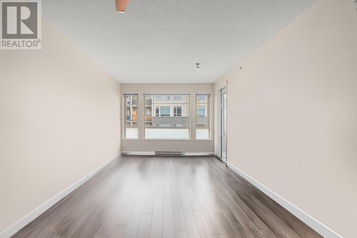 515 2665 Mountain Highway, North Vancouver, British Columbia  V7J 0A8 - Photo 3 - R3010682