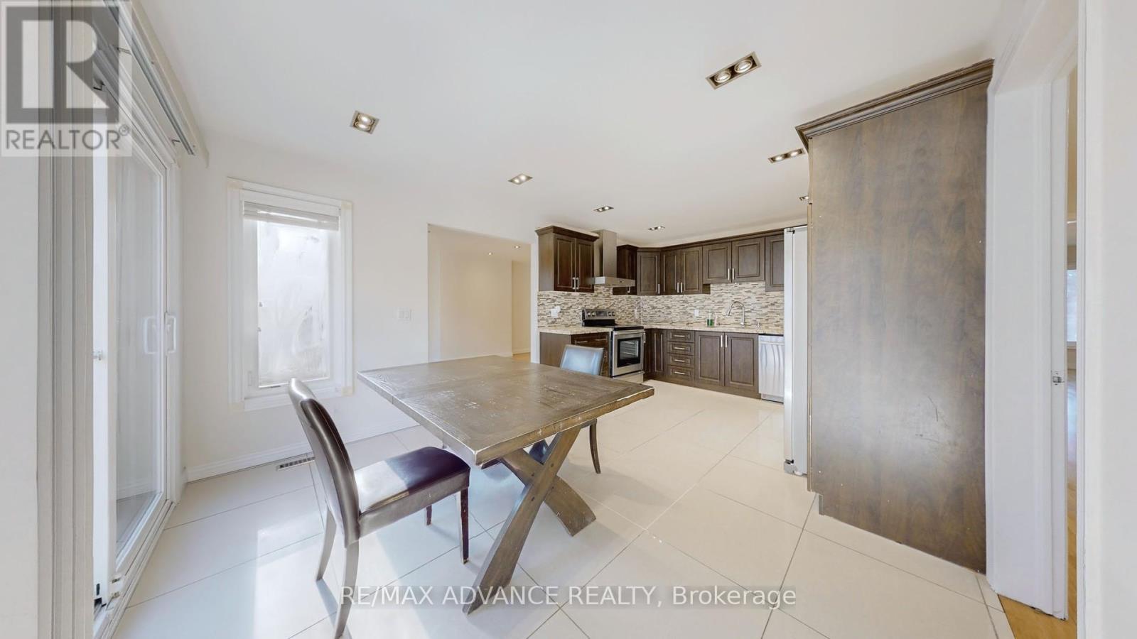 49 Havenview Road, Toronto, Ontario  M1S 3A4 - Photo 10 - E12067314