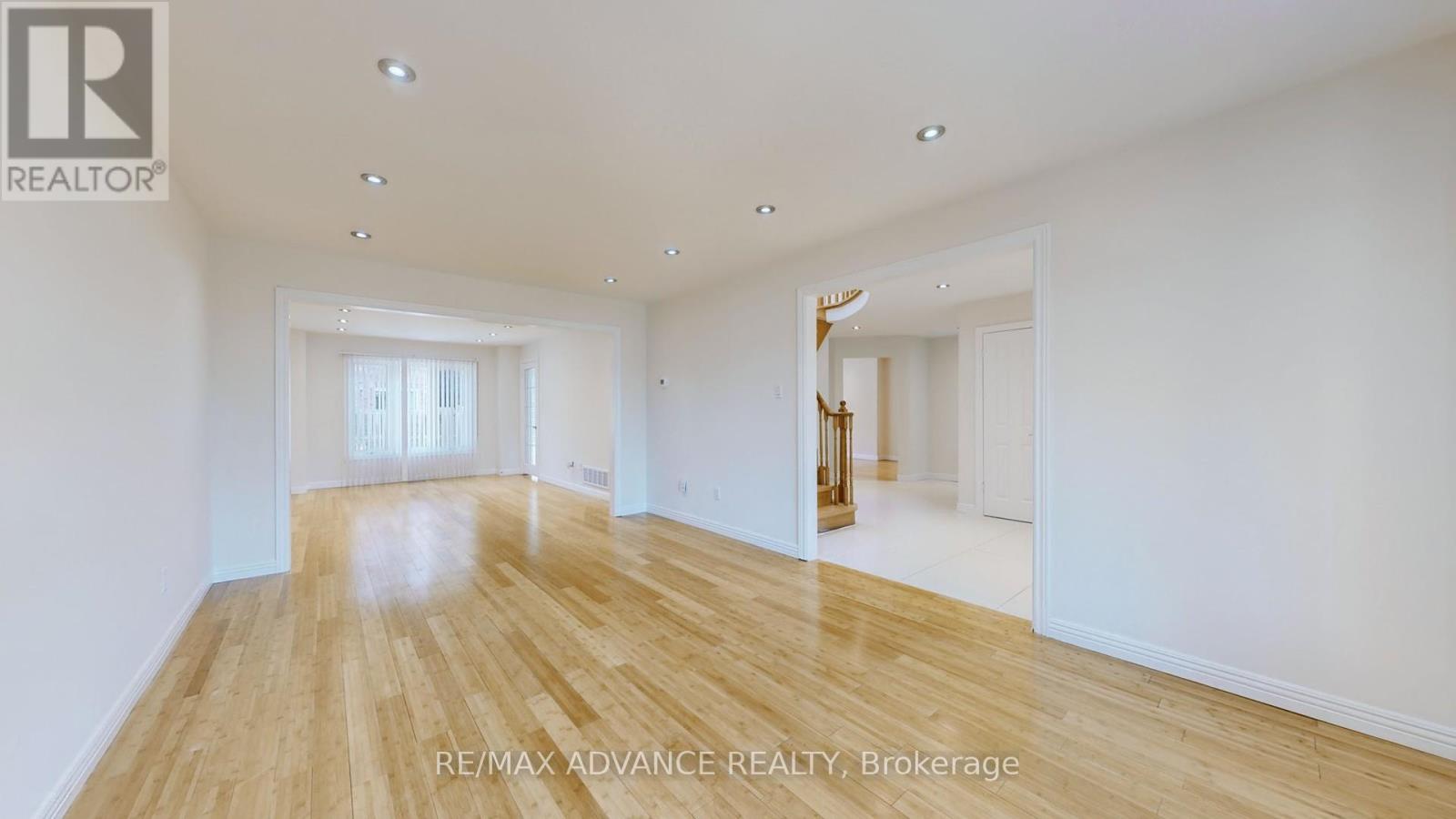 49 Havenview Road, Toronto, Ontario  M1S 3A4 - Photo 8 - E12067314