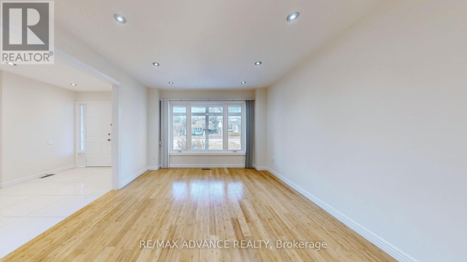 49 Havenview Road, Toronto, Ontario  M1S 3A4 - Photo 7 - E12067314