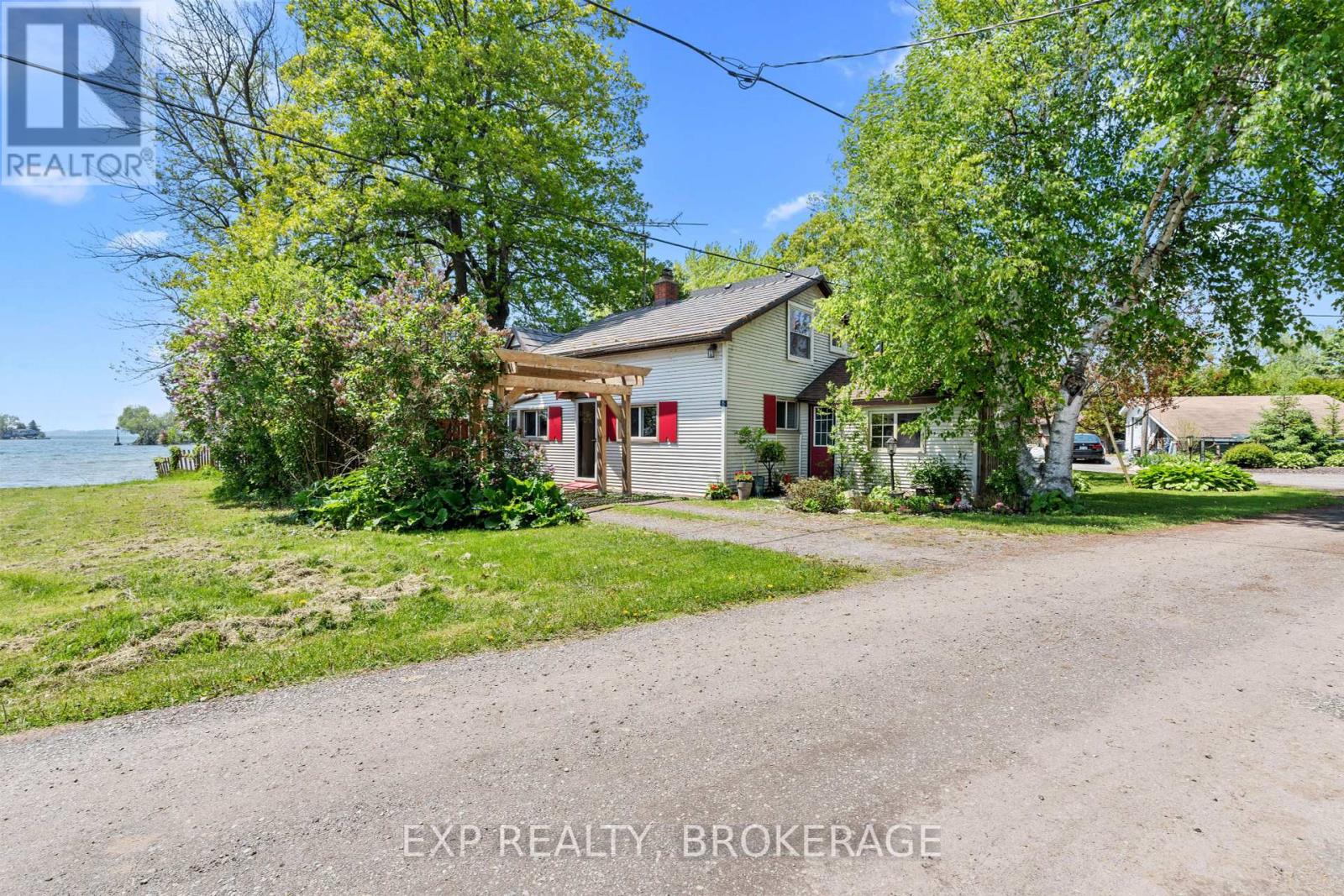 15 STURTIVANS LANE, leeds and the thousand islands, Ontario