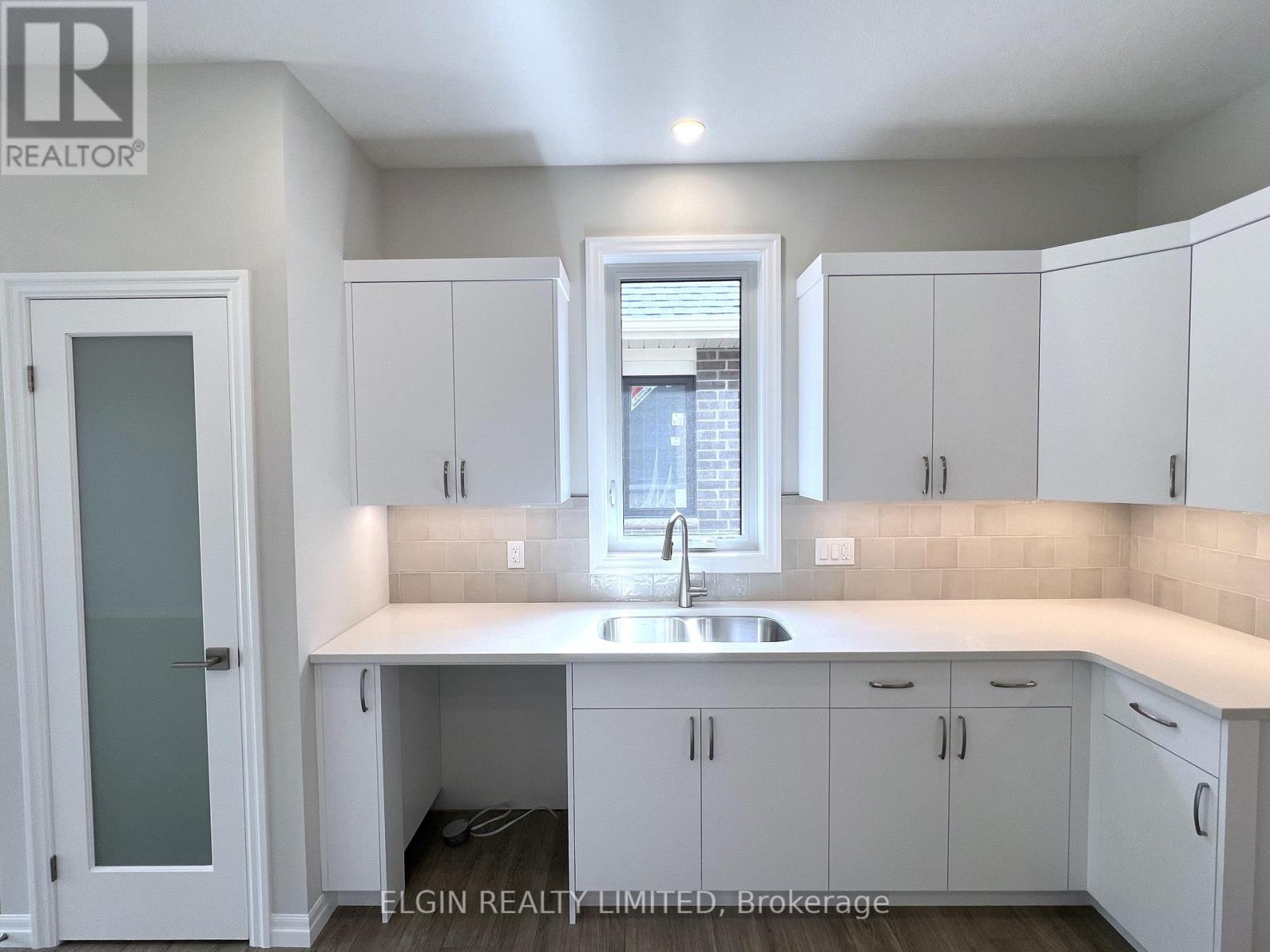 31 Dunning Way, St. Thomas, Ontario  N5R 0P7 - Photo 12 - X12182171