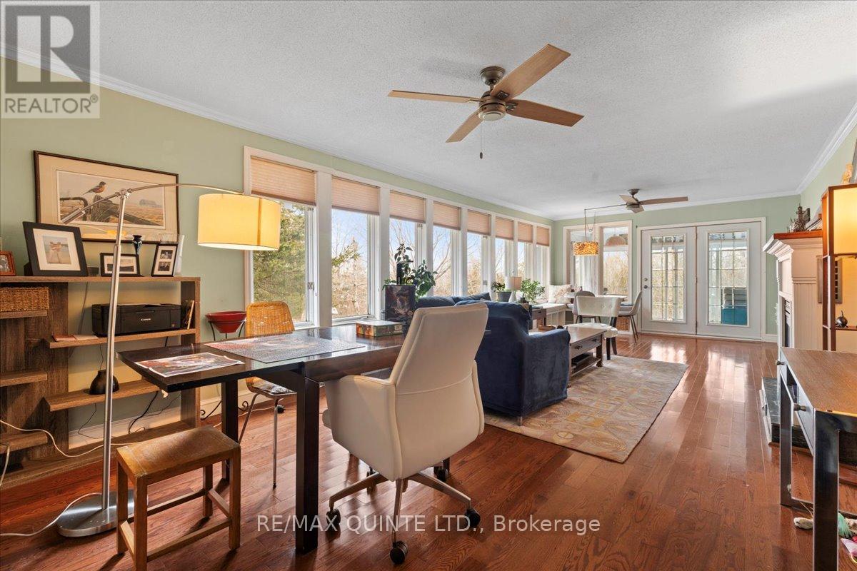 12112d Loyalist Parkway, Prince Edward County, Ontario  K0K 2T0 - Photo 25 - X12045229