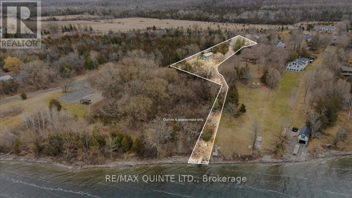 12112d Loyalist Parkway, Prince Edward County, Ontario  K0K 2T0 - Photo 4 - X12045229