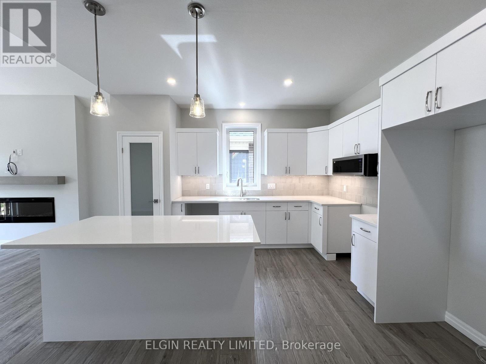 31 Dunning Way, St. Thomas, Ontario  N5R 0P7 - Photo 13 - X12182171
