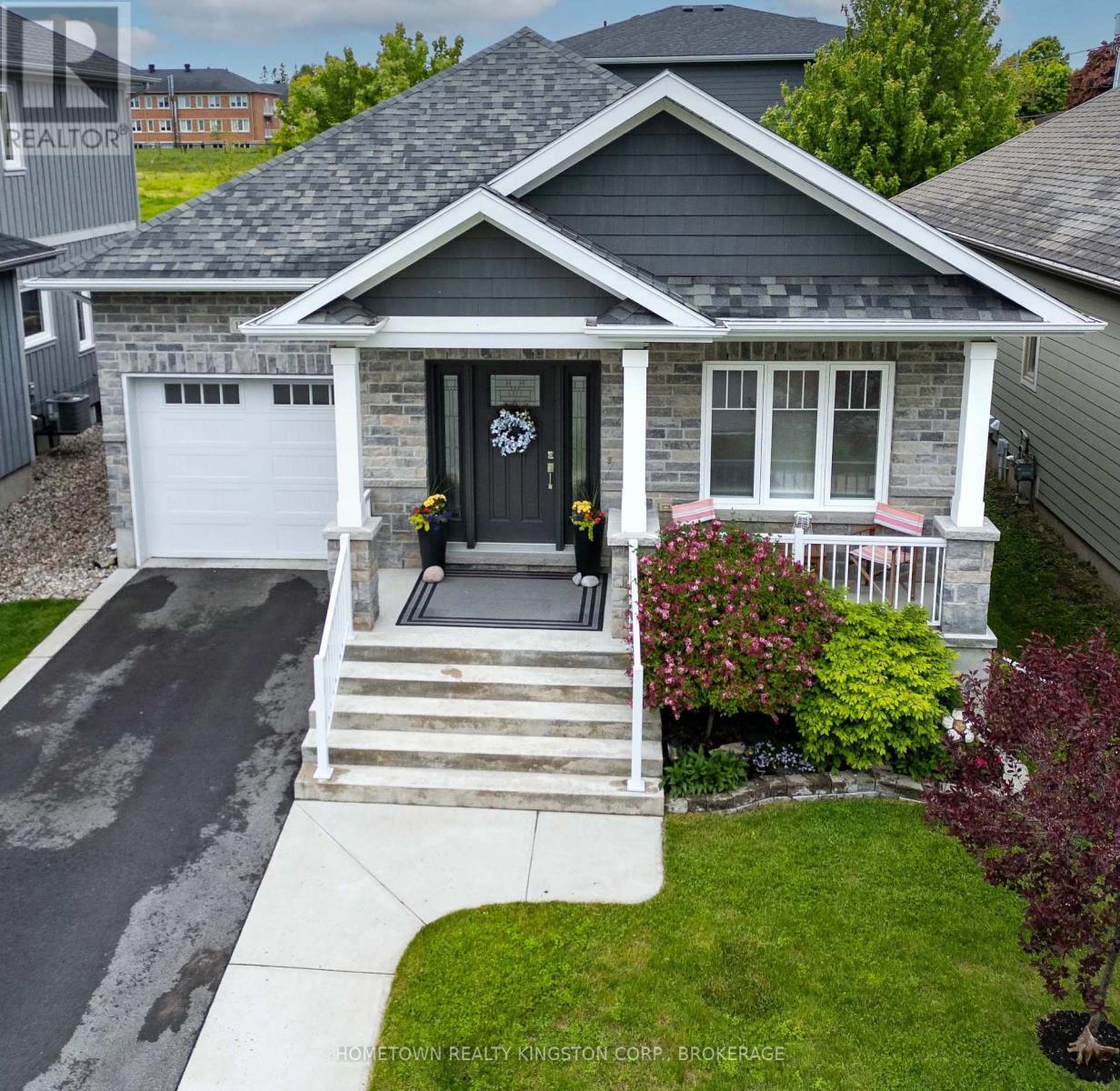 18 J Manitou Crescent E, Loyalist (Amherstview), Ontario  K7N 0C8 - Photo 1 - X12188734