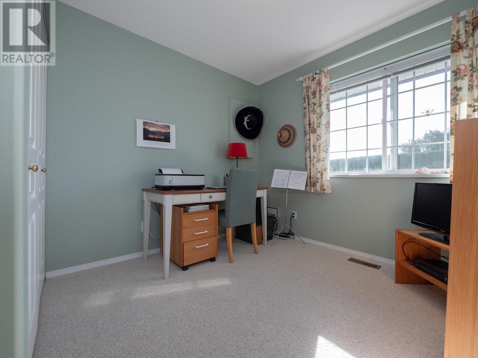 5078 Bay Road, Sechelt, British Columbia  V7Z 0E9 - Photo 16 - R3010659