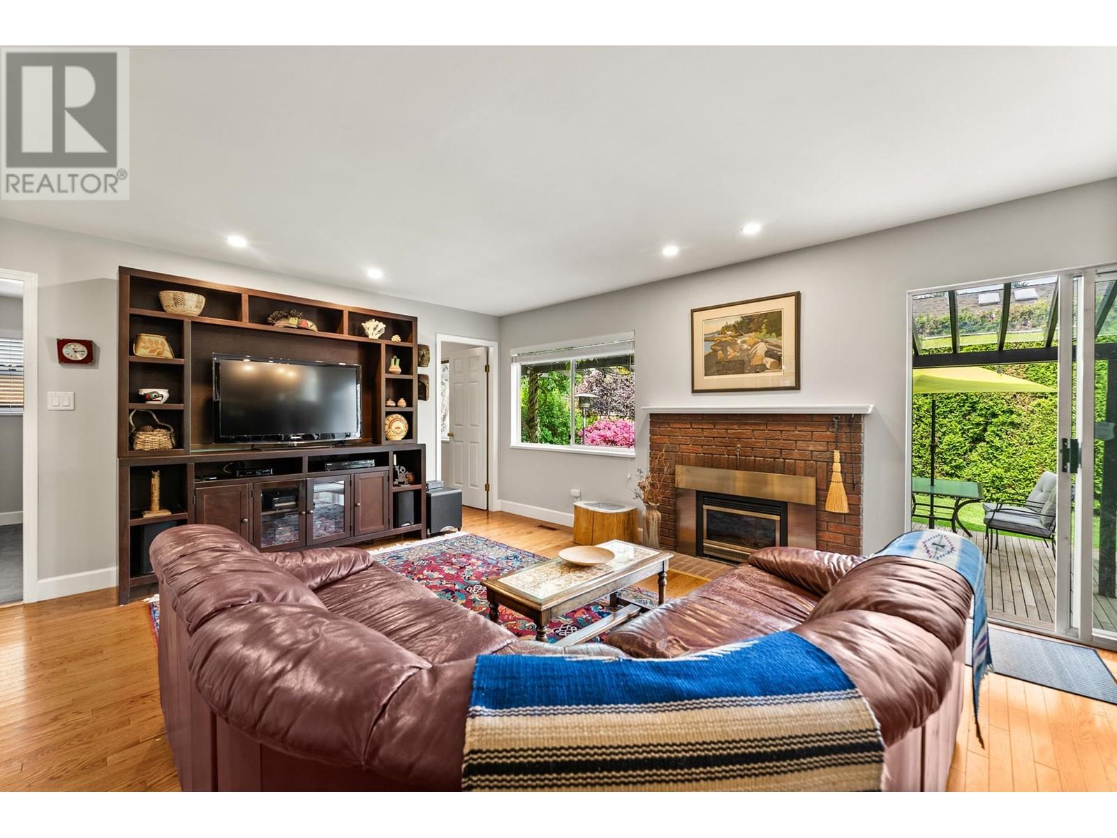 642 26th Crescent, North Vancouver, British Columbia  V7N 4J6 - Photo 14 - R3010663