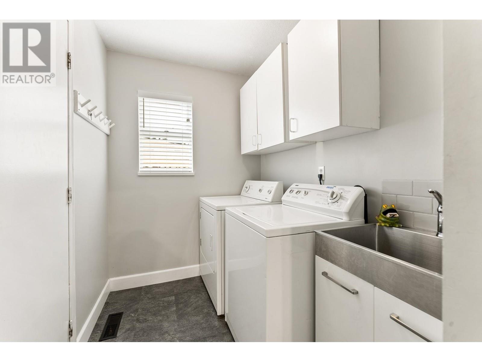 642 26th Crescent, North Vancouver, British Columbia  V7N 4J6 - Photo 25 - R3010663