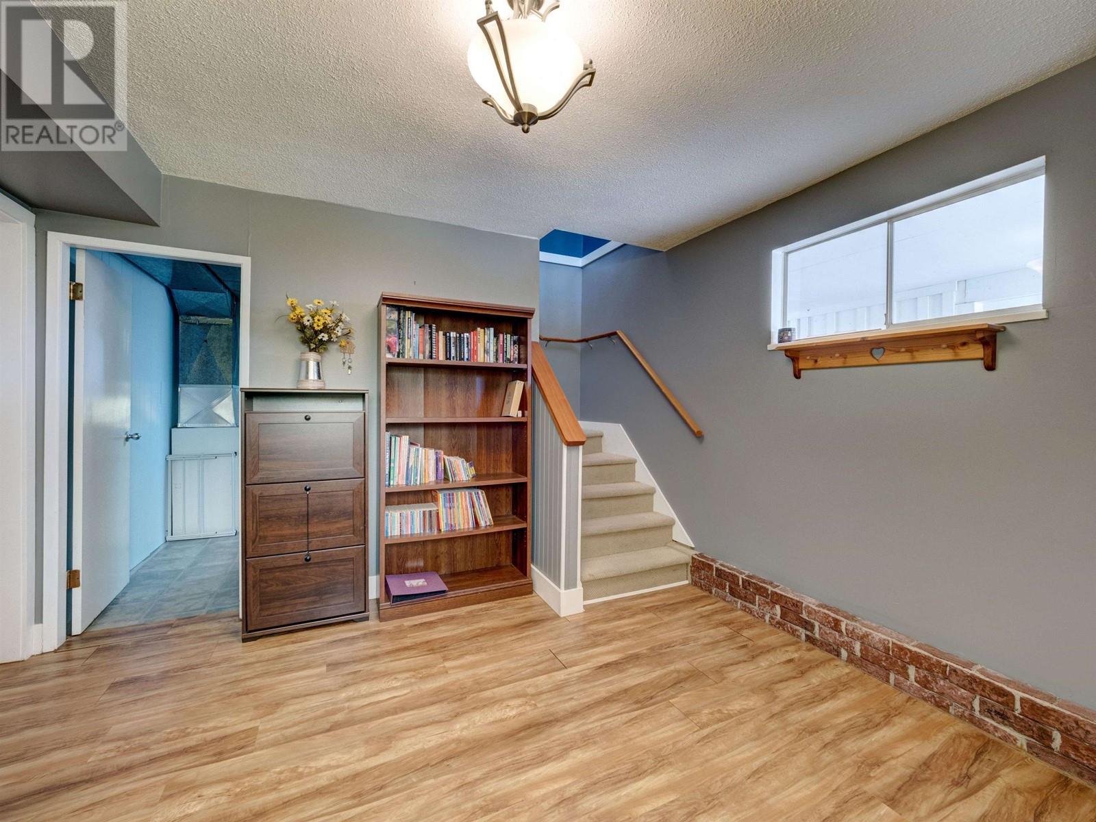 5218 Radcliffe Road, Sechelt, British Columbia  V7Z 0C1 - Photo 8 - R3010690