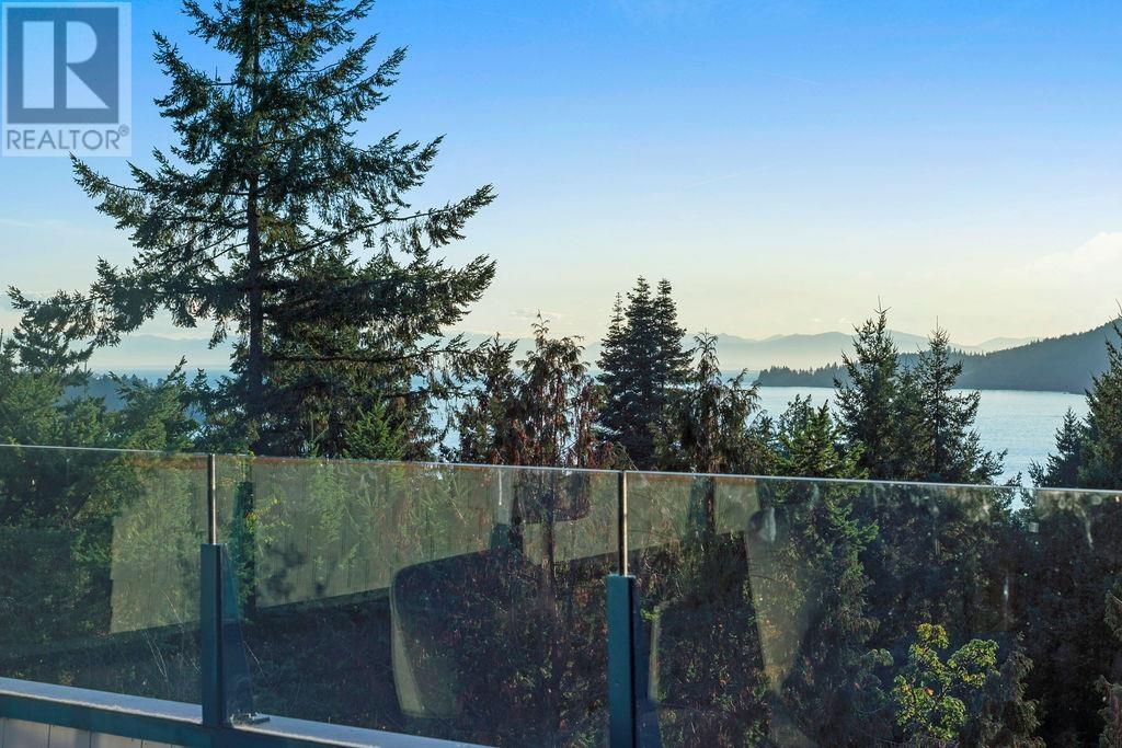 6072 Eagleridge Drive, West Vancouver, British Columbia  V7W 1W9 - Photo 21 - R3010704