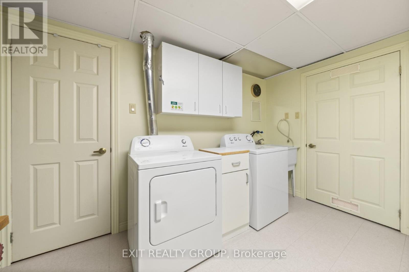 16 Maple Avenue, Prince Edward County, Ontario  K0K 2T0 - Photo 37 - X12073112
