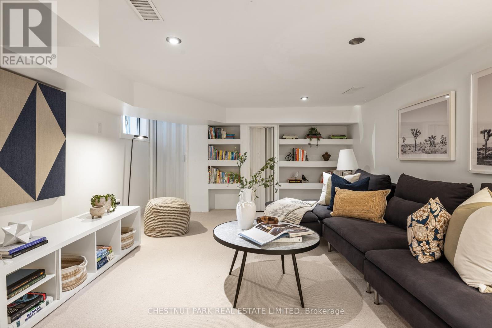 161 Queensdale Avenue, Toronto, Ontario  M4J 1Y5 - Photo 33 - E12189238