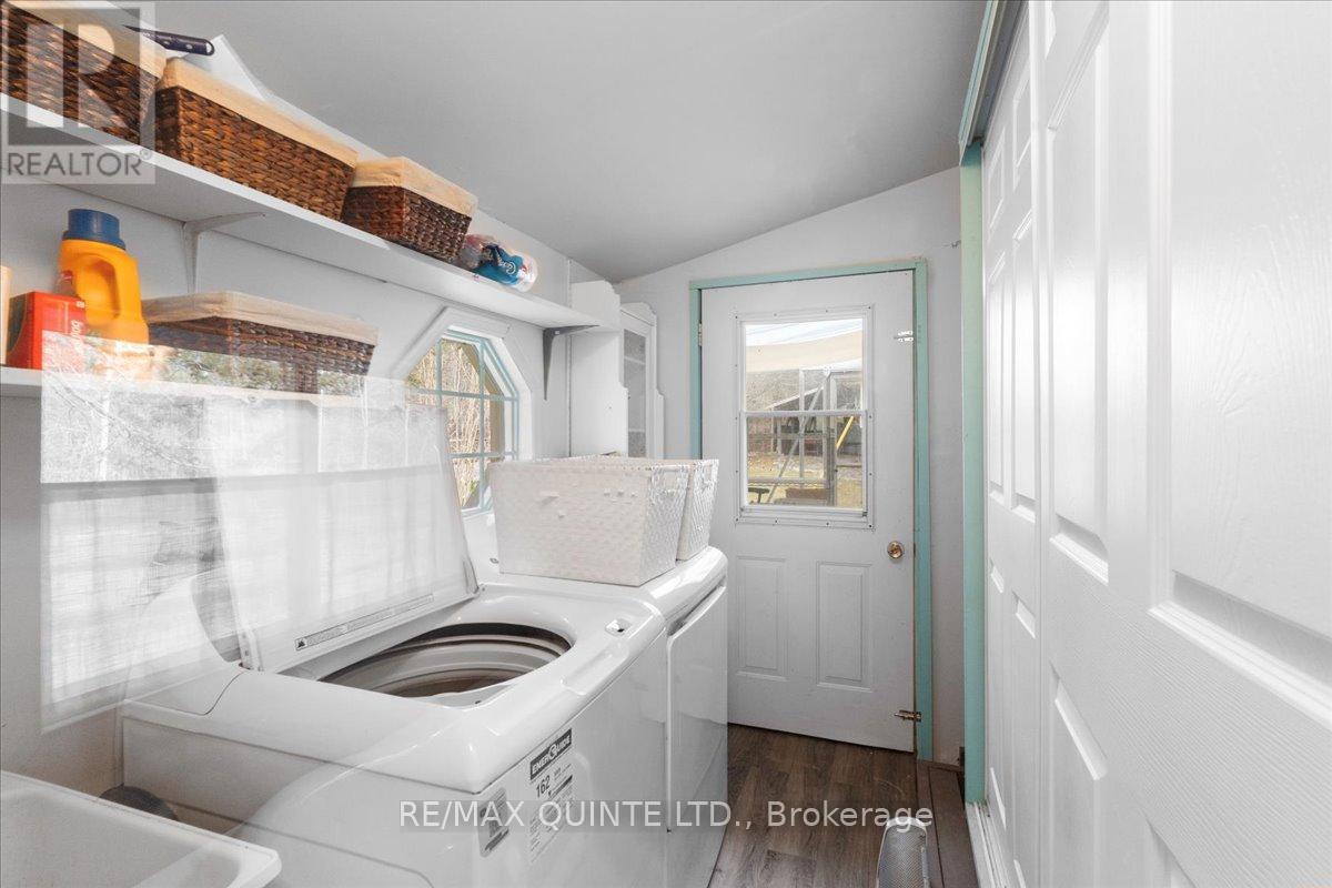 12112d Loyalist Parkway, Prince Edward County, Ontario  K0K 2T0 - Photo 24 - X12045229