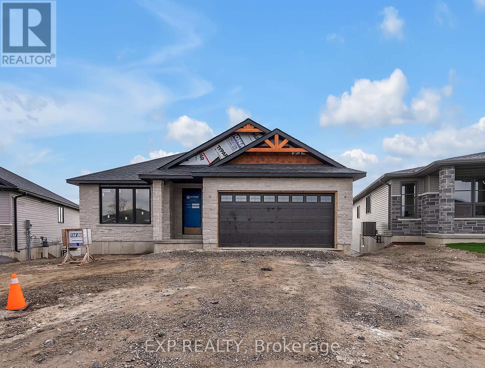 Property at 38 MEAGAN LANE image 3