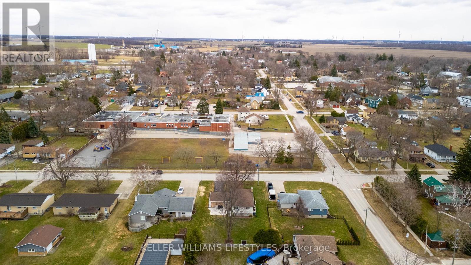 60 James Street N, Lambton Shores, Ontario  N0N 1J0 - Photo 45 - X12192567