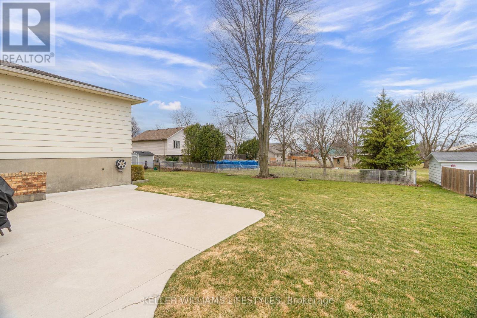 60 James Street N, Lambton Shores, Ontario  N0N 1J0 - Photo 34 - X12192567
