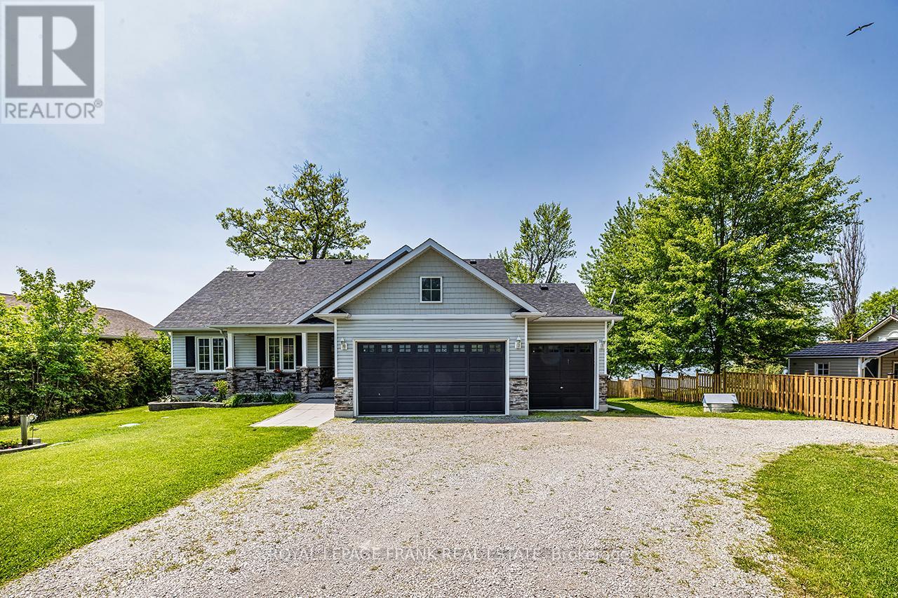 54 Wakeford Road, Kawartha Lakes, Ontario  K0M 2C0 - Photo 9 - X12192190
