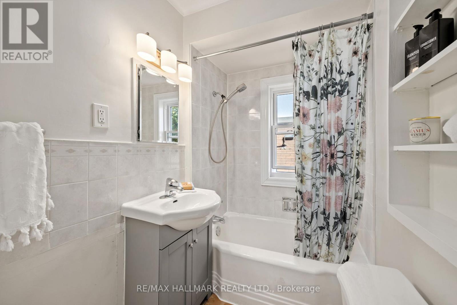 76 South Woodrow Boulevard, Toronto, Ontario  M1N 3L6 - Photo 13 - E12192528