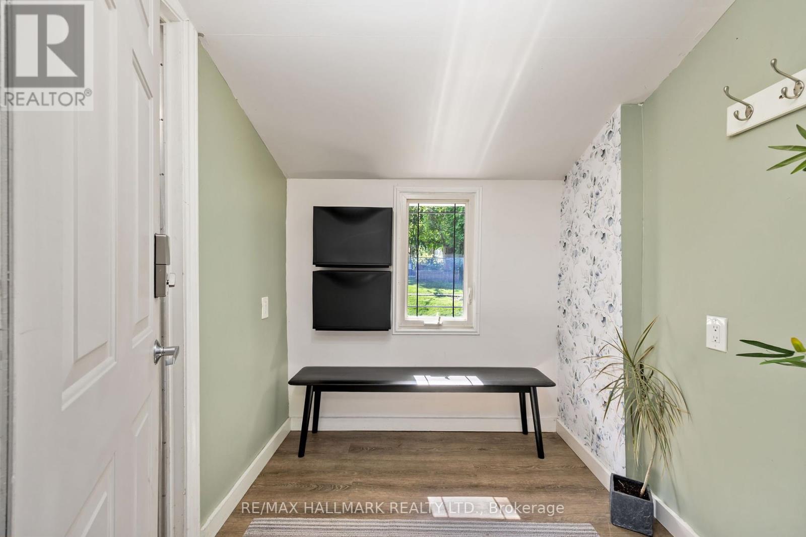 76 South Woodrow Boulevard, Toronto (Birchcliffe-Cliffside), Ontario  M1N 3L6 - Photo 8 - E12192528