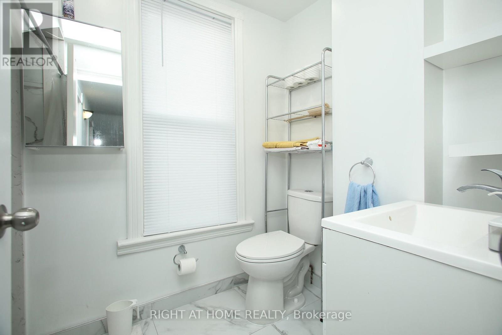 217 Celina Street, Oshawa, Ontario  L1H 4N7 - Photo 12 - E12192490