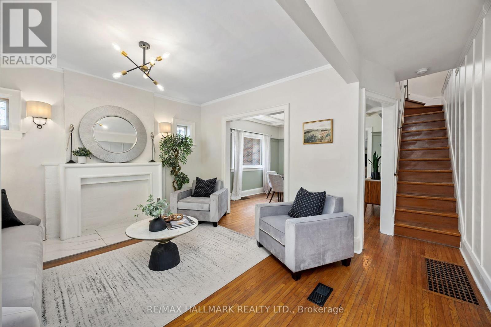 76 South Woodrow Boulevard, Toronto, Ontario  M1N 3L6 - Photo 4 - E12192528